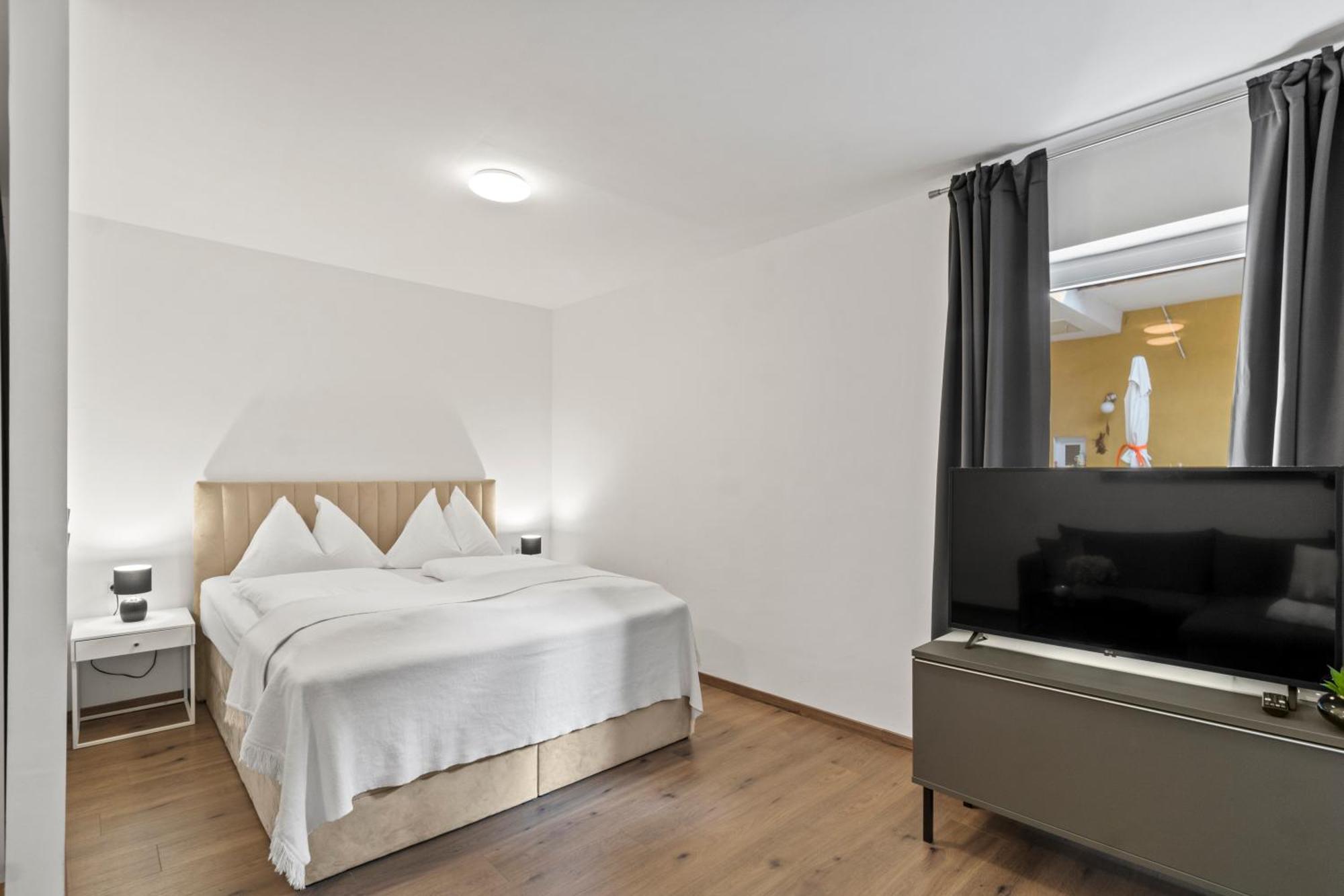 Stilvolles Zuhause Mit Terrasse Apartamento Bruck an der Mur Exterior foto