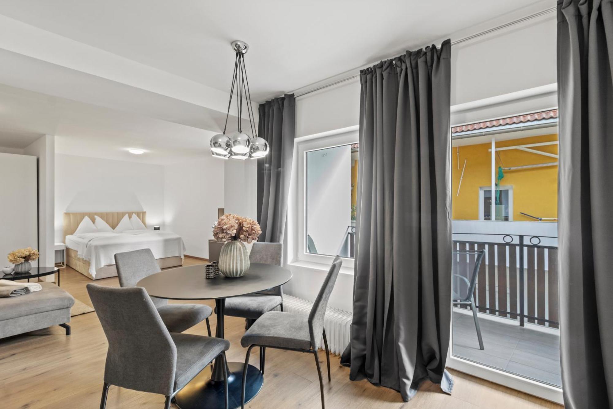 Stilvolles Zuhause Mit Terrasse Apartamento Bruck an der Mur Exterior foto